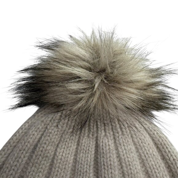 Cashmere Beanie Hat Pom Pom Pouf Faux Fur Oatmeal Cream Auxiliary Aritzia - Picture 7 of 8